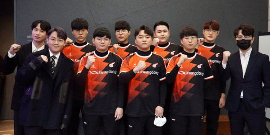 池的前瞻布 池的前瞻布